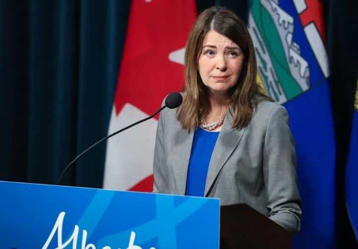 Alberta to Vote on Immigration This Fall, But Is Danielle Smith Backtracking Previous Views?
