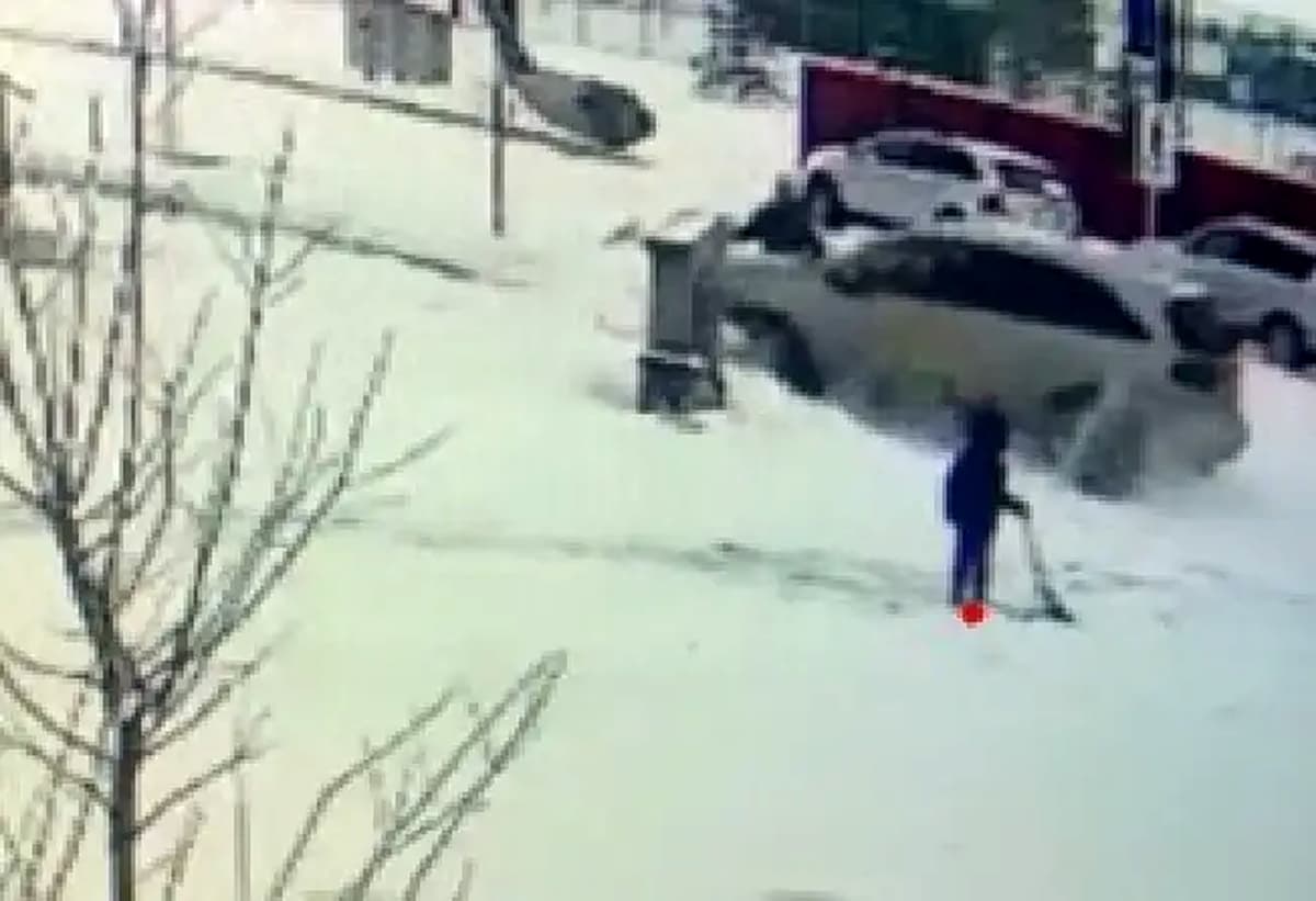 6-Year-Old Child Struck in Airdrie Hit and Run as Driver Flees