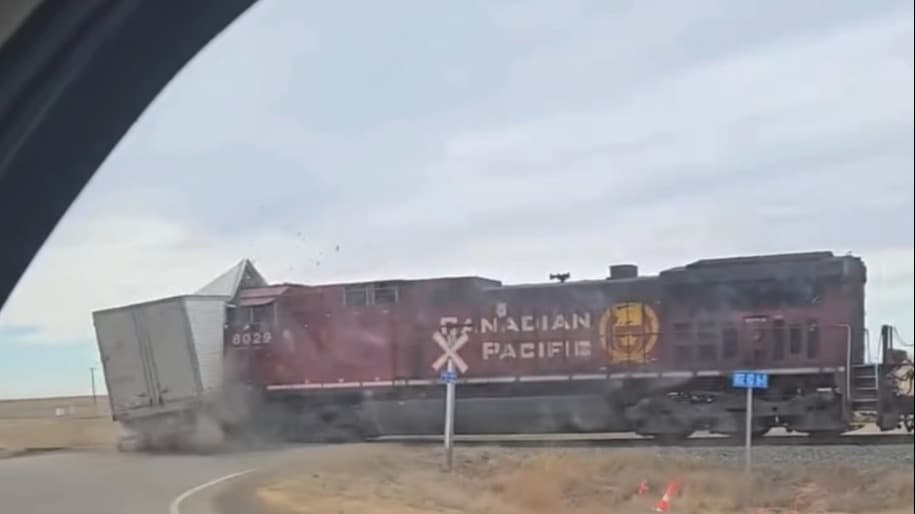 A CPKC Train Smashed Through a Semi-Trailer East of Taber Alberta