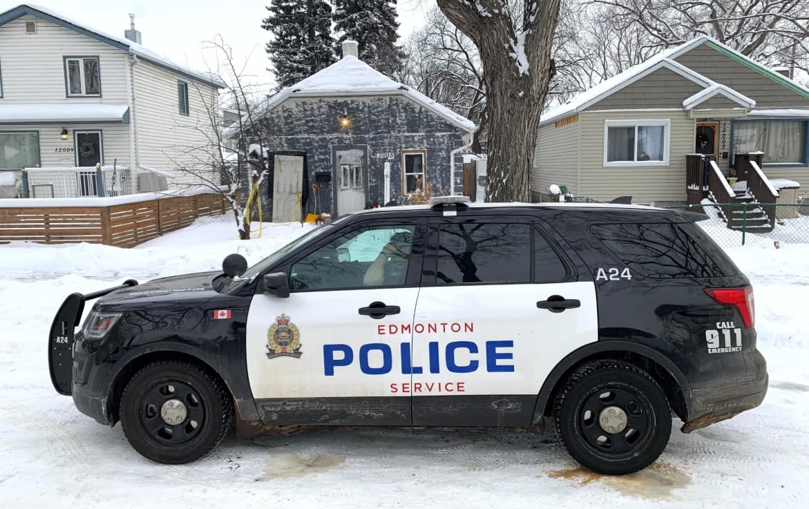 Edmonton Police Investigating Suspicious Death of 52-Year-Old Man in West Edmonton, Male Youth Arrested
