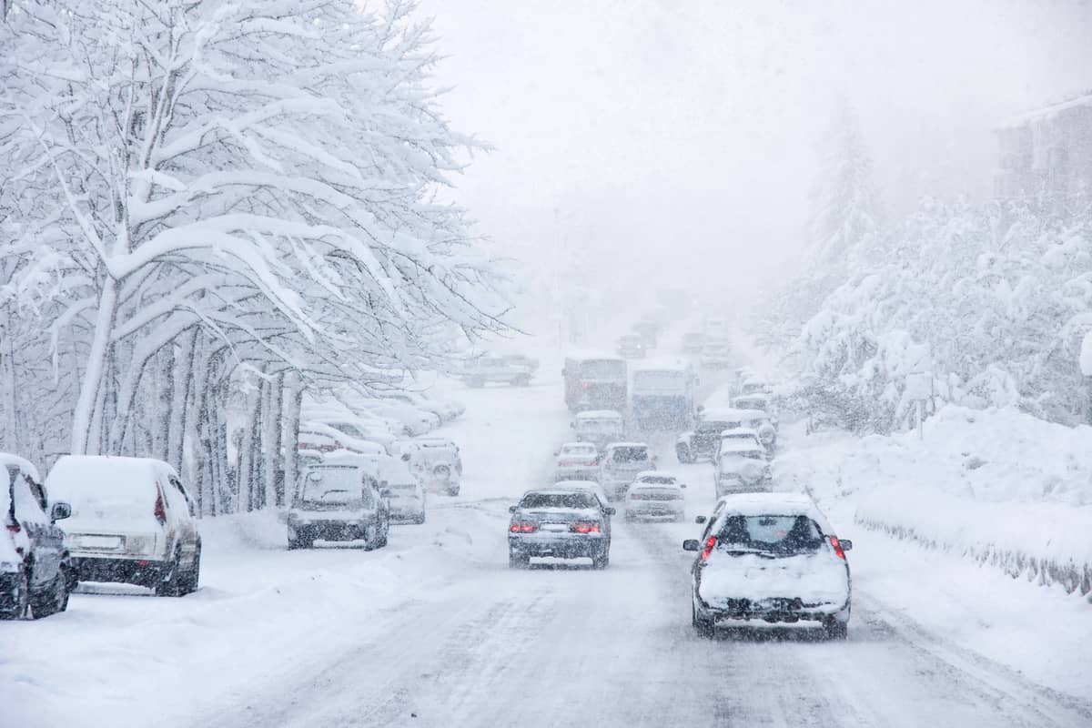 RCMP Warn Against Non-Essential Travel Near Fort McMurray as Late-April Snowstorm Hits