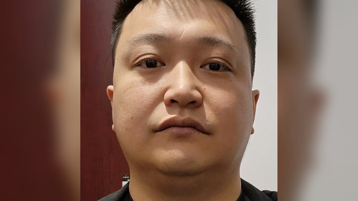 Edmonton Retailers Among Targets After Chestermere Man Allegedly Used Fake Business Documents to Pocket 143 iPhones Worth $255,000