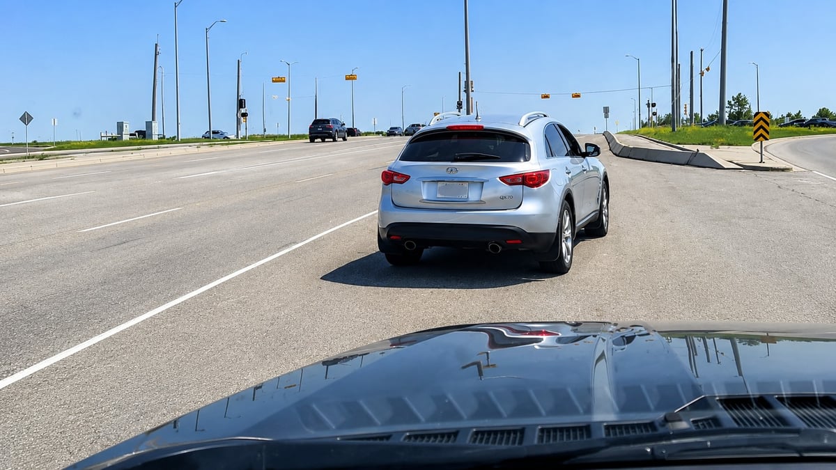 Calgary Police Clocked a Driver at 154 km/h in a 70 Zone. Alberta Law Let Him Drive Off.