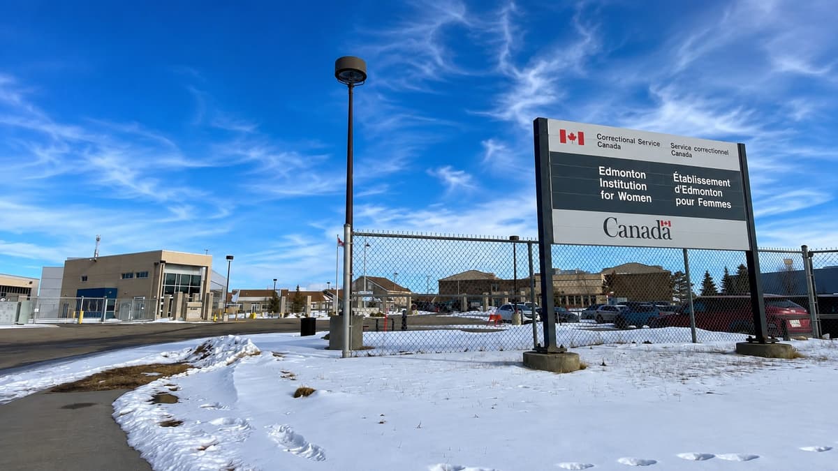 Two Correctional Officers and a Woman in Their Custody Died in a Transfer From Edmonton Institution for Women