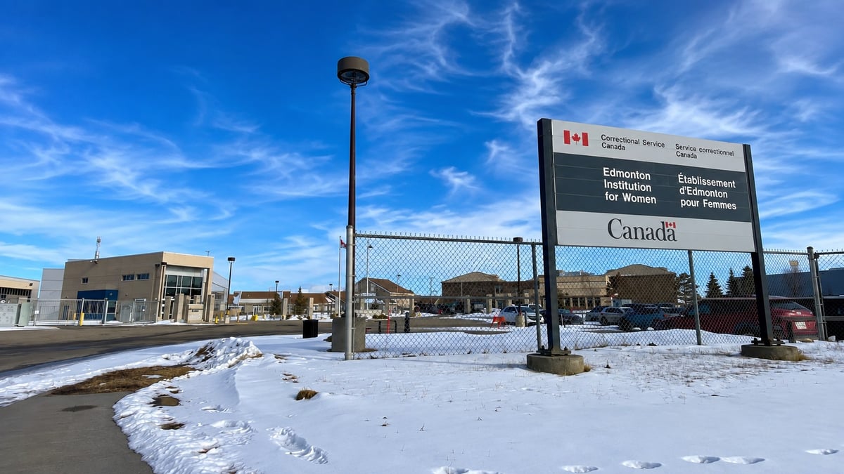 Two Correctional Officers and a Woman in Their Custody Died in a Transfer From Edmonton Institution for Women