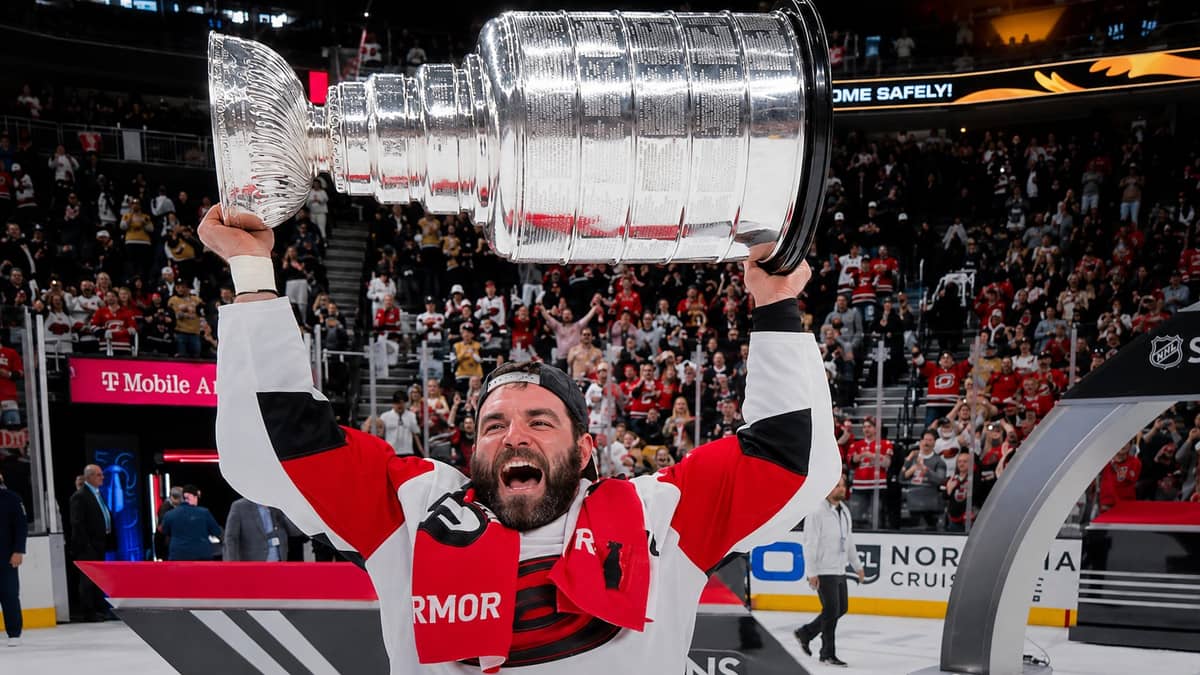 Stanley Cup Comes to Leduc With Hometown Champion Jordan Martinook