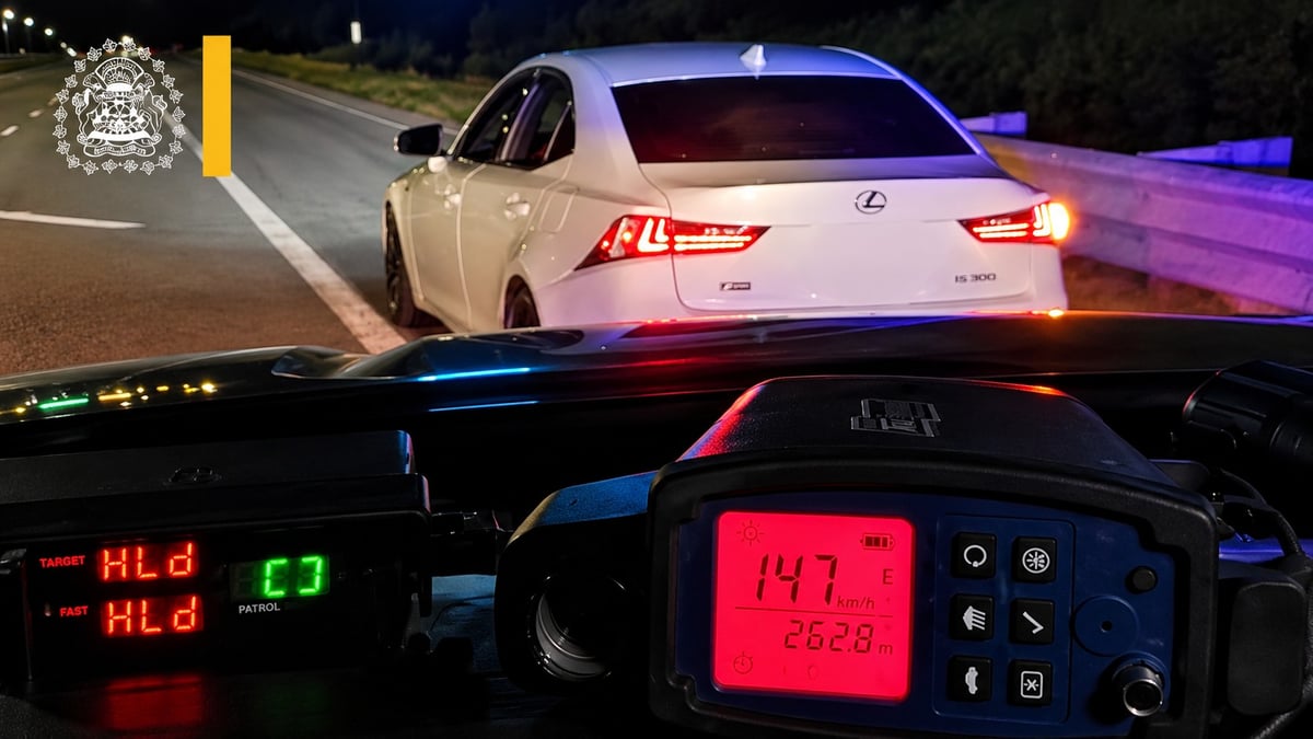 Calgary Driver, 18, Caught Going 147 km/h on Deerfoot Trail. The 17-Year-Old Passenger Was Ticketed Too.