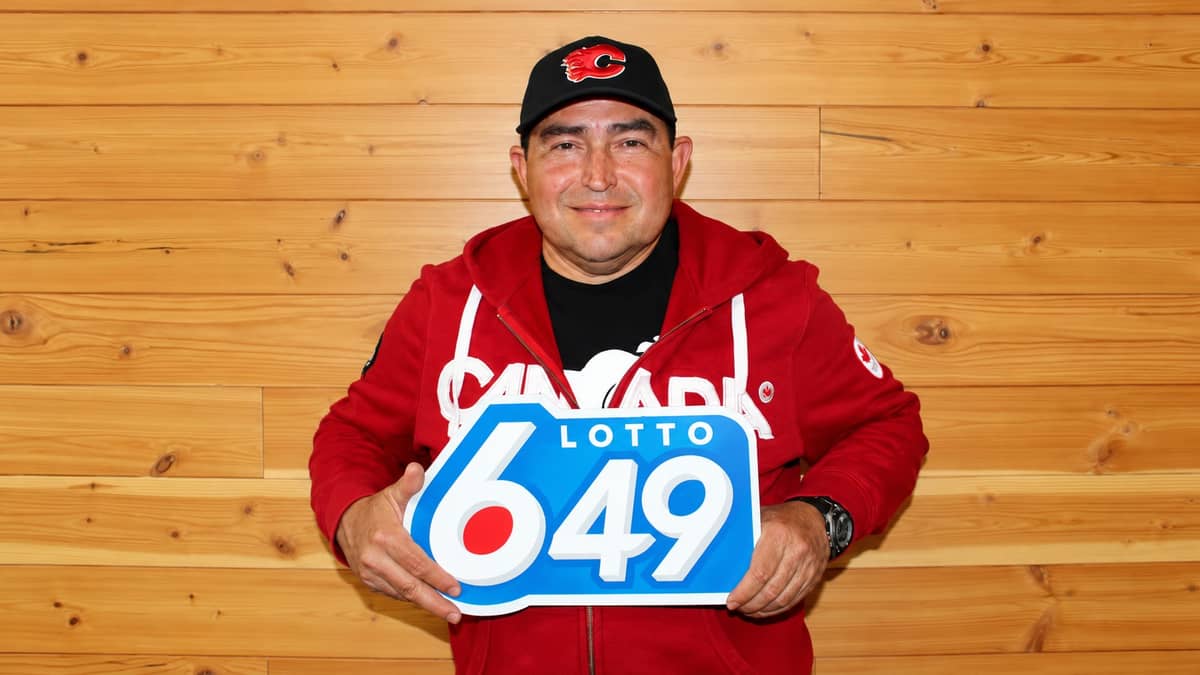 Alberta Man Wins $1 Million on Lotto 6/49 After Thinking He Broke the Ticket Machine