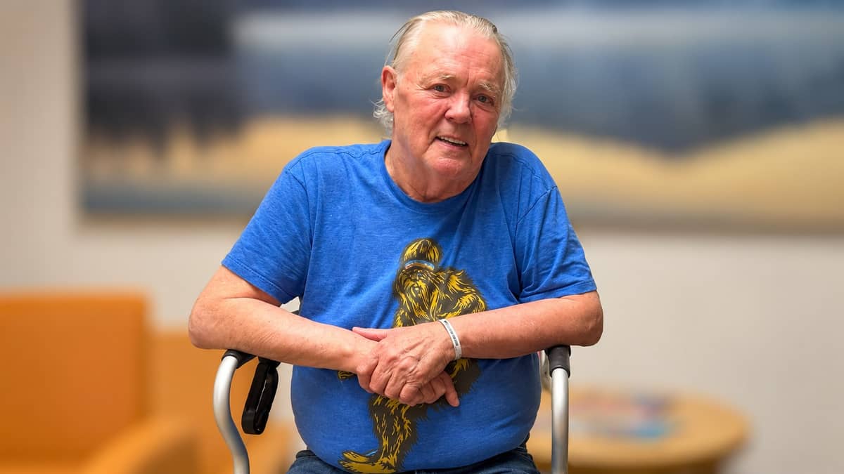 Missing Calgary Senior Raymond, 70, Last Seen at Foothills Medical Centre Without a Jacket; Police Ask for Help